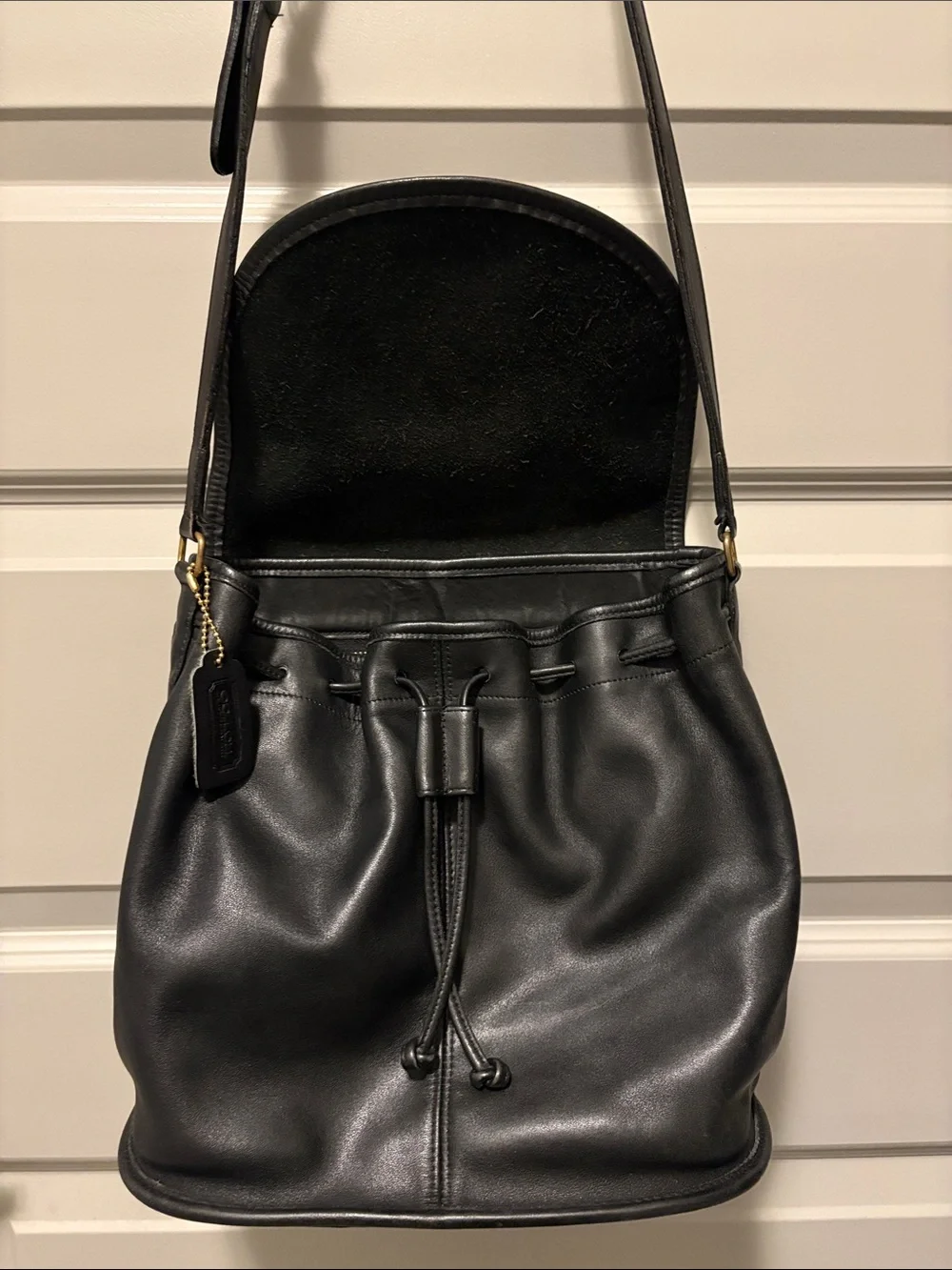 Coach Vintage #4025 Lightweights Collection Shoulder Pouch